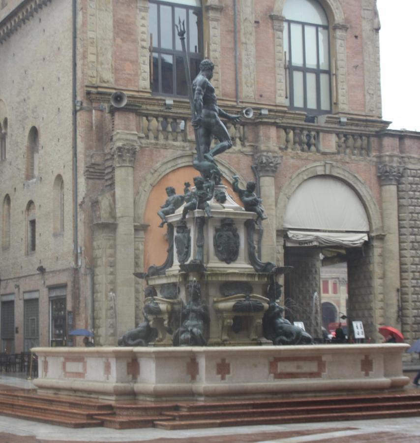 Appartamento Blu Centro Storico Bologna Eksteriør billede